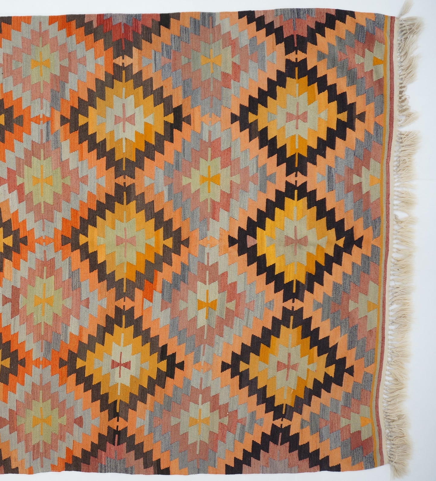 Vintage Natural Wool Kilim Rug 6'4 x 9'1