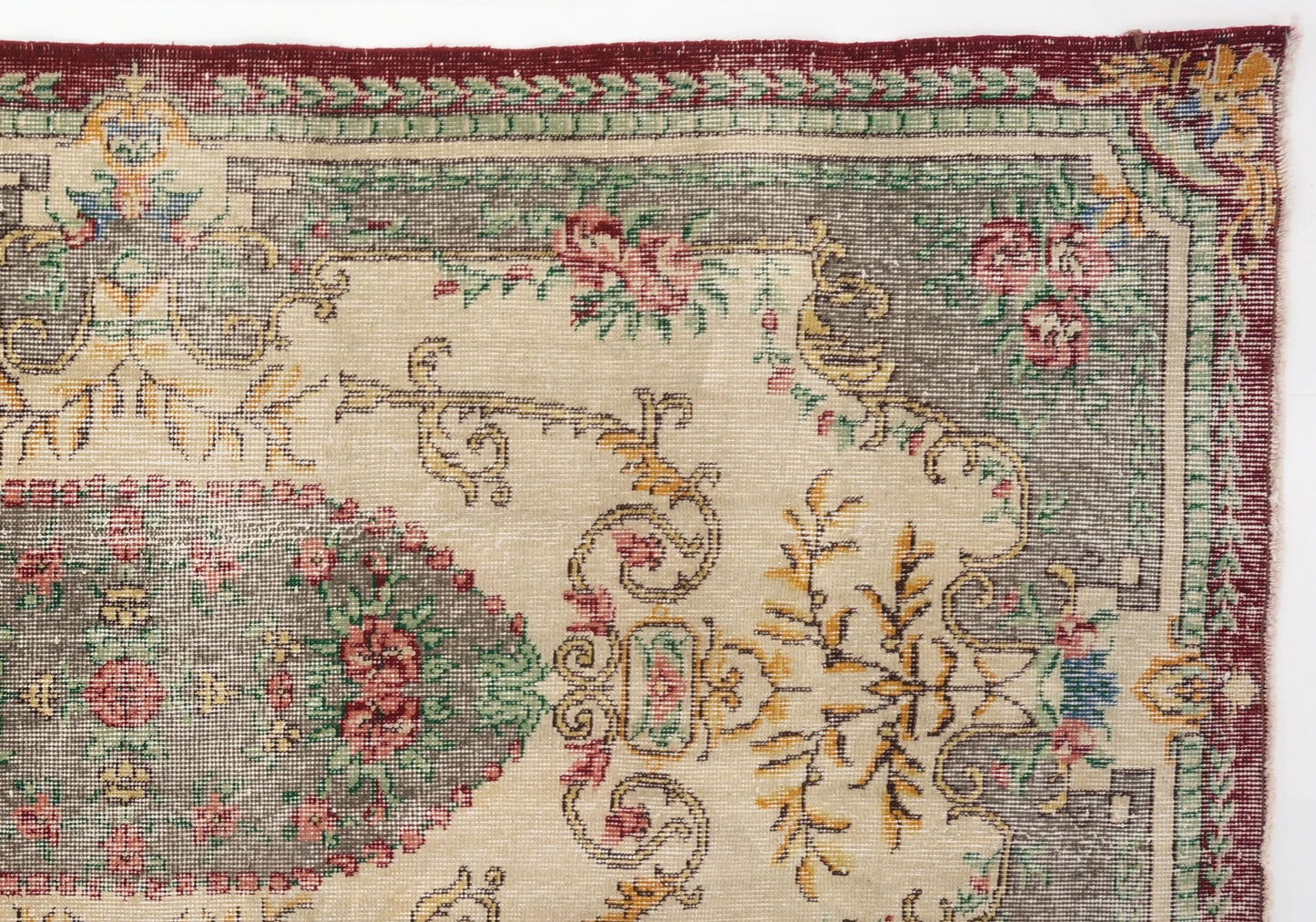 Floral Vintage Rug 3'8 x 6'9