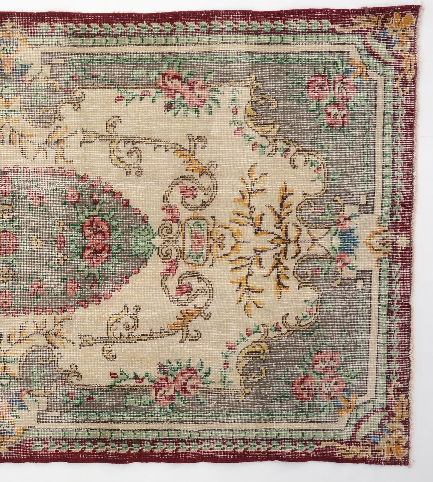 Floral Vintage Rug 3'8 x 6'9