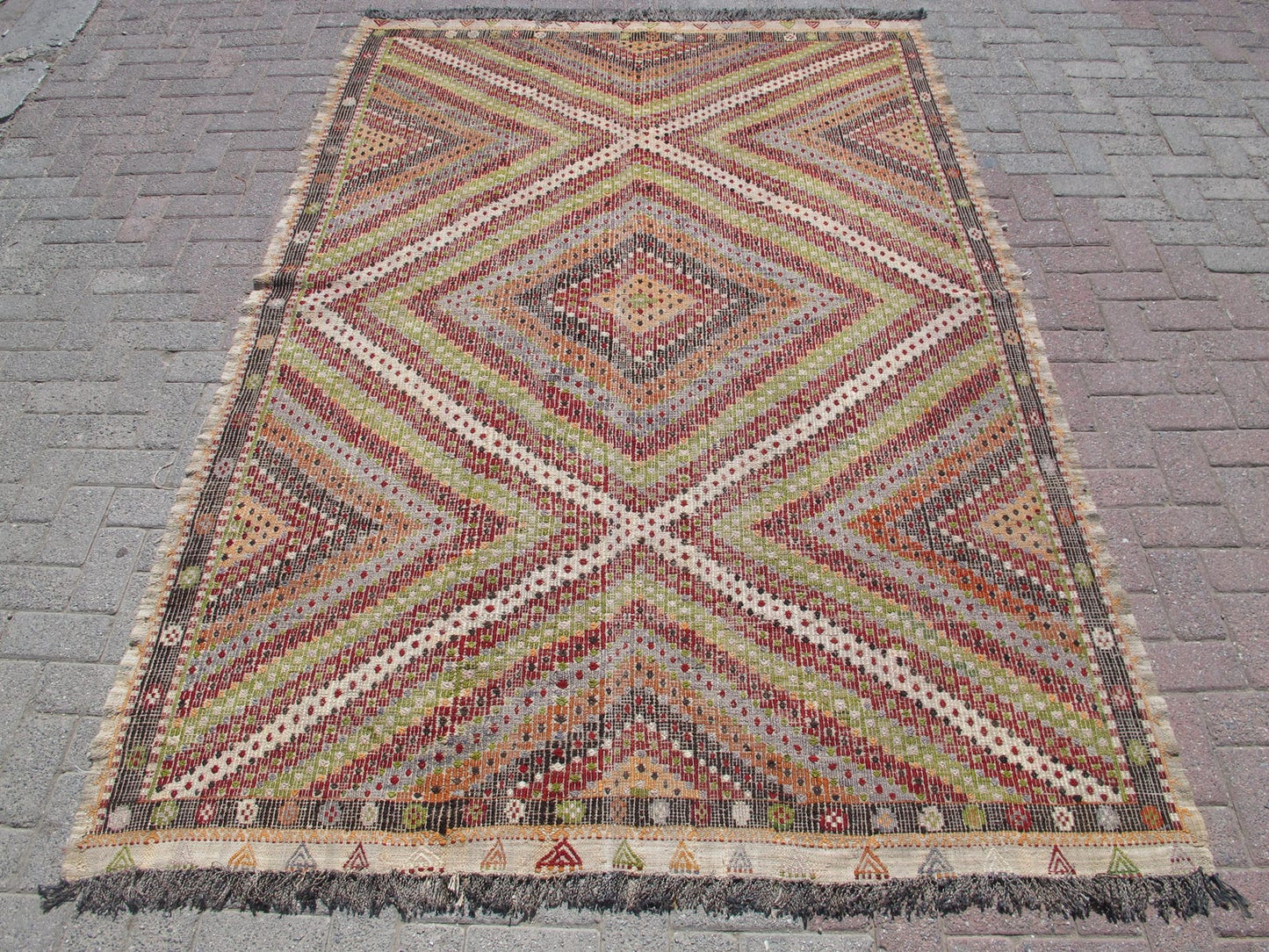 Anatolian Kilim Rug 6 x 8'8 Vintage Turkish Carpet