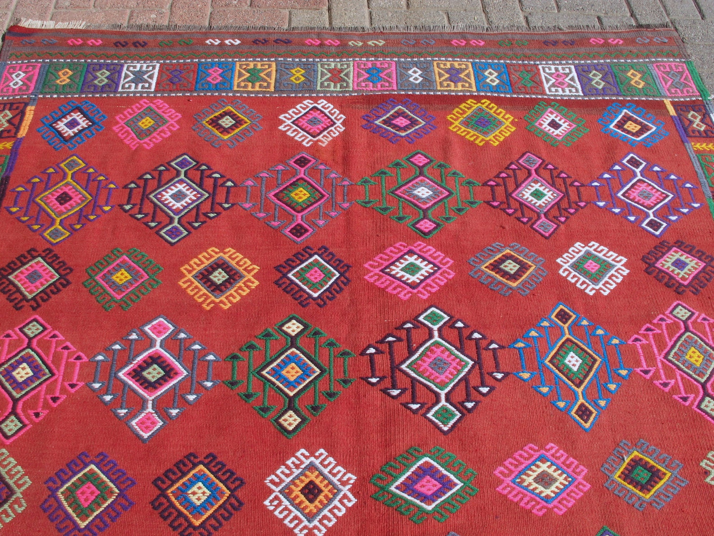 Handwoven Large Turkish Kilim Rug 5'6 x 8'8