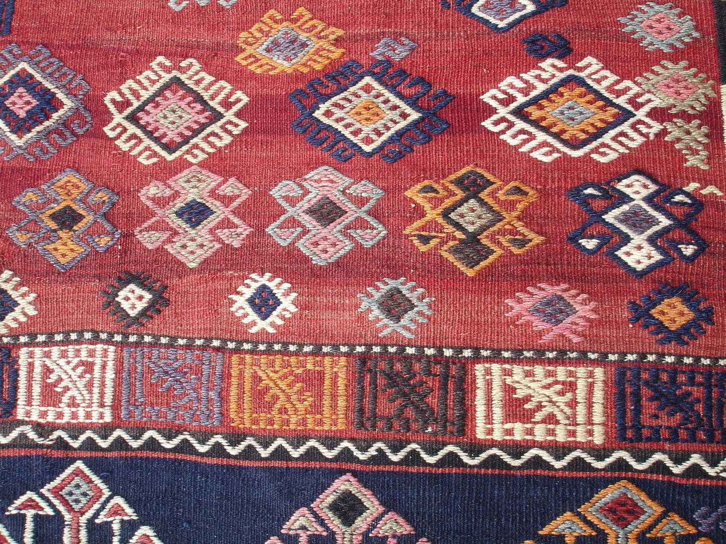 Antique Style Kilim Rug with Red Blue Color 5'1 x 8'5