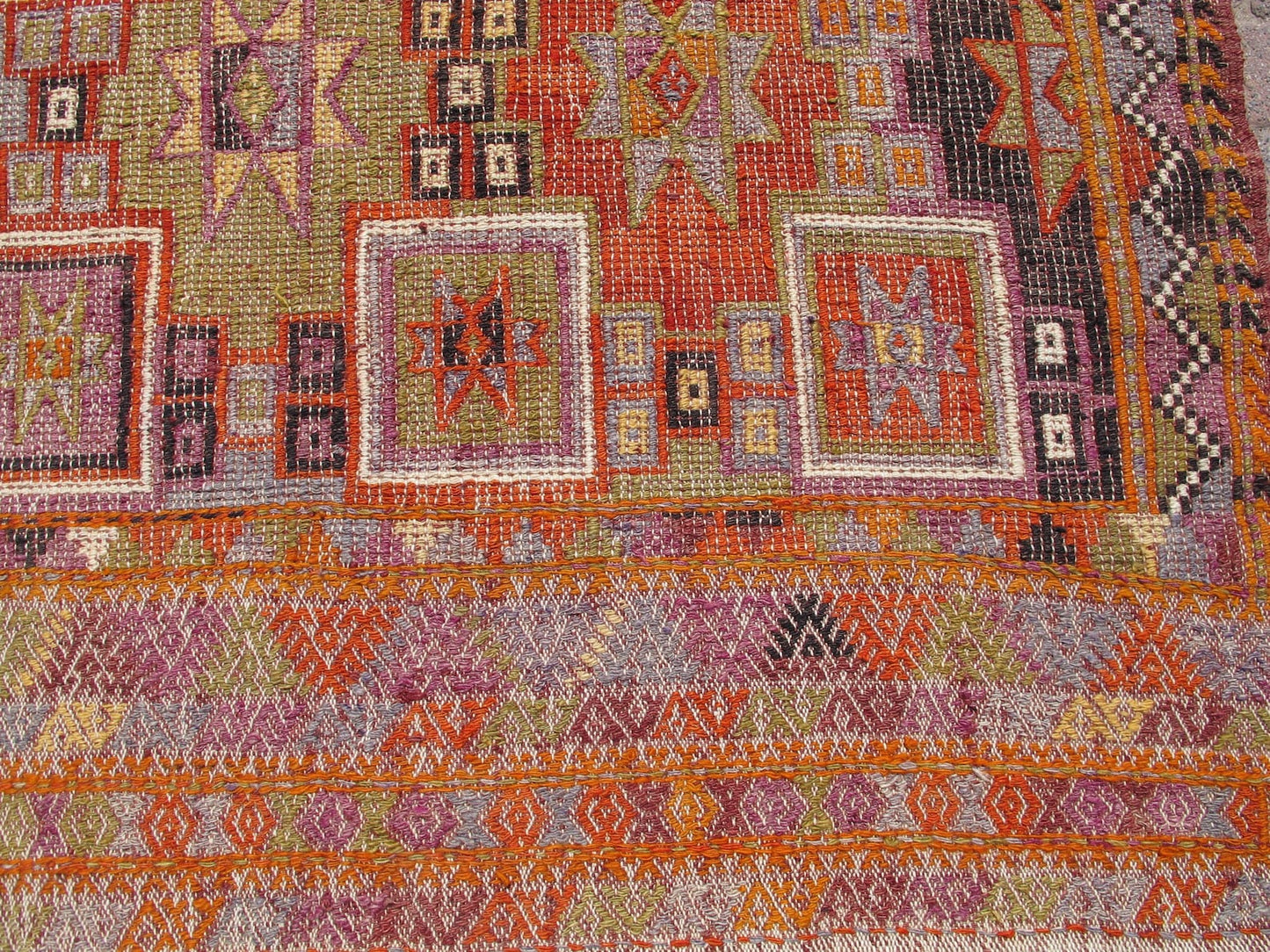 Vintage Handmade Kilim Rug Traditional Anatolian Carpet 5'4 x 8'5